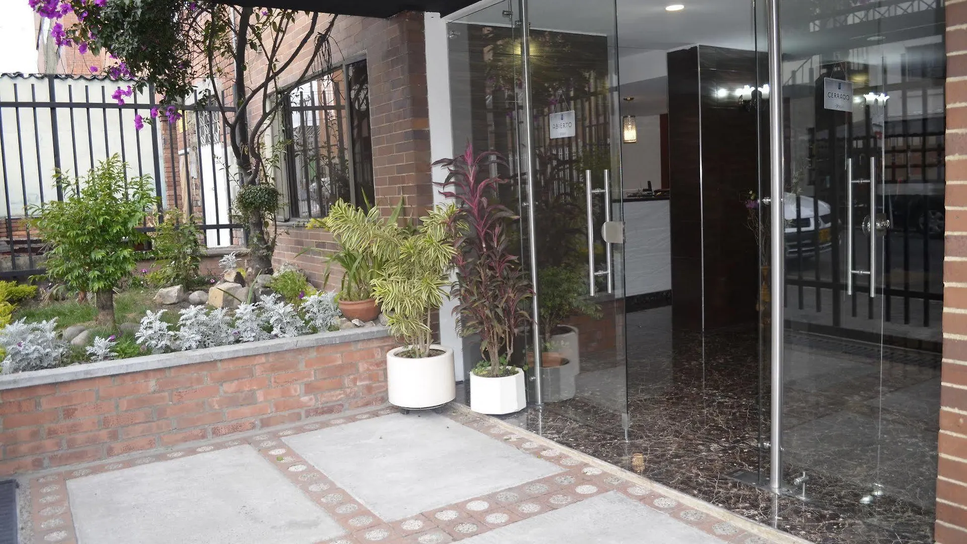 Hotel Morazul Bogota 3*,  Colombia